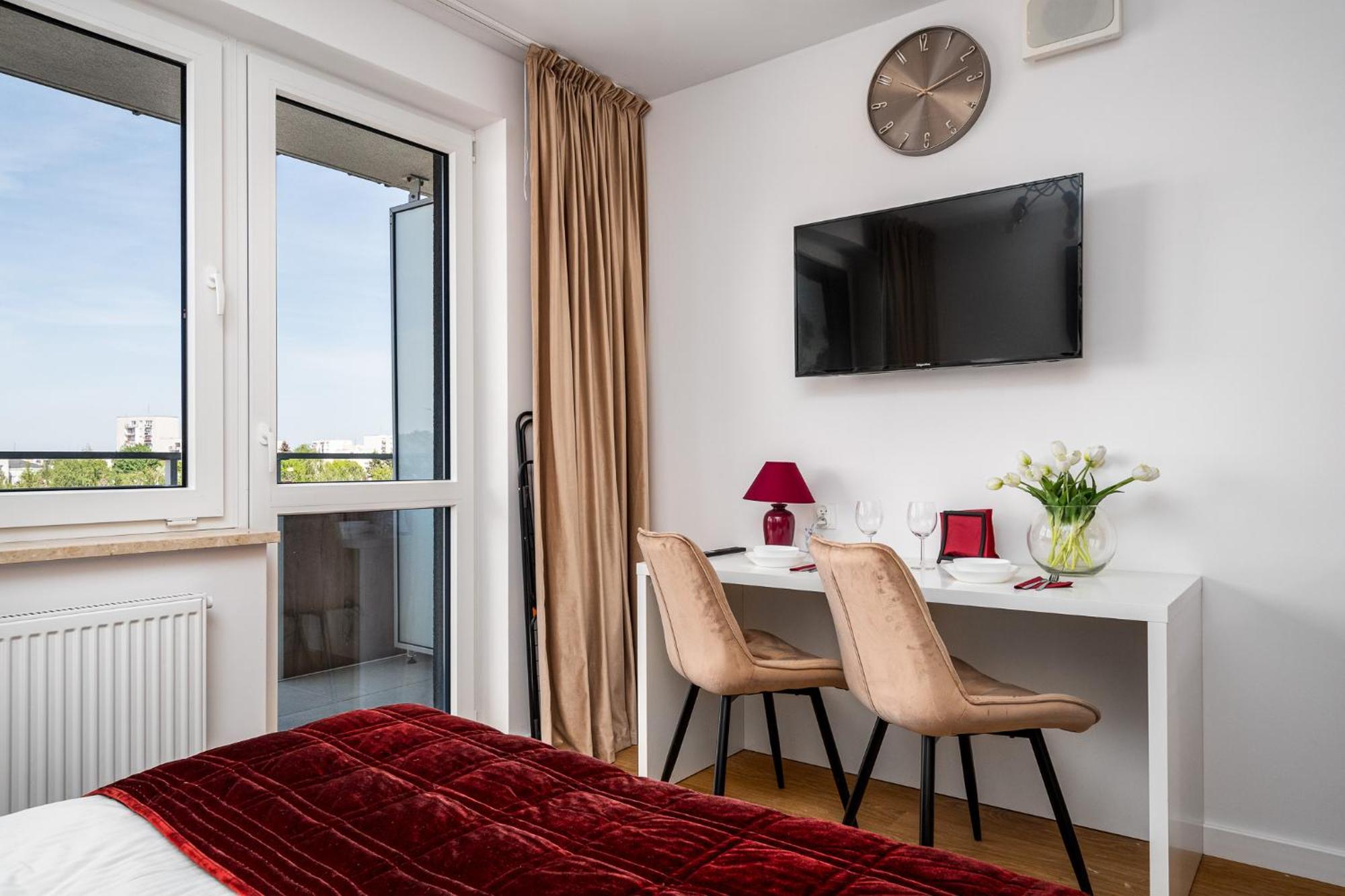 Hotel apartamentowy Pileckiego Warszawa