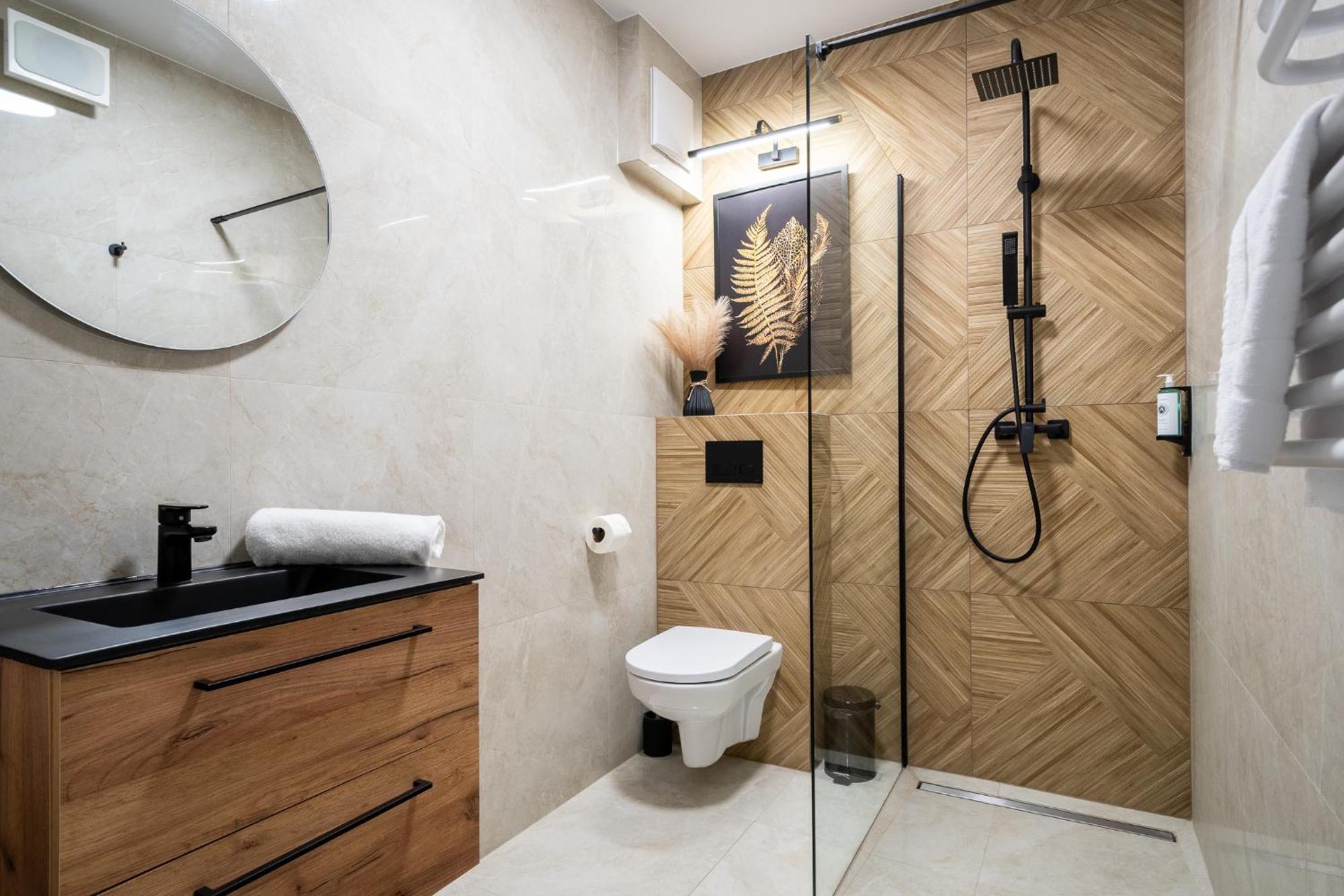 Hotel apartamentowy Pileckiego *